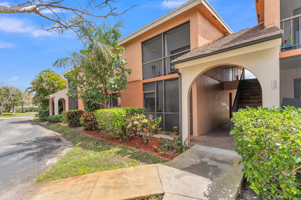 Photo of 50 SE 12th Street #2260, Boca Raton, FL 33432 (MLS # B26020941)