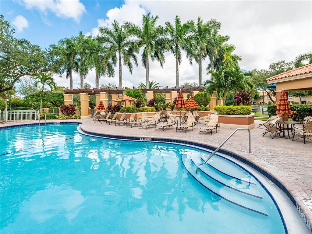 2319 MARINER Court 2706, Dania Beach FL 33312