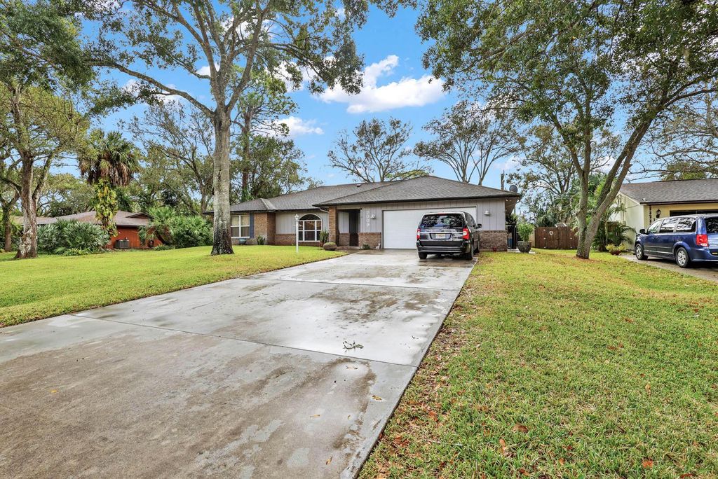 Photo of 7009 Arthurs Road, Fort Pierce, FL 34951 (MLS # R10937731)