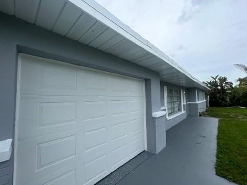 Photo of 476 SE Galleon Lane, Port Saint Lucie, FL 34983 (MLS # F10470389)