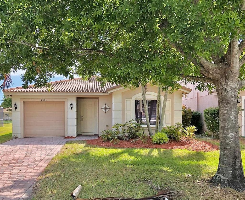 Photo of 4801 SE Graham Drive, Stuart, FL 34997 (MLS # R10746583)