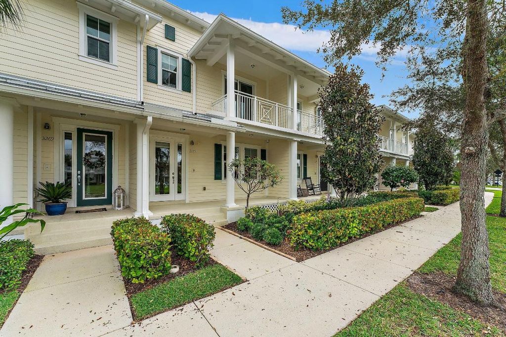 Photo of 3273 E Mallory Boulevard, Jupiter, FL 33458 (MLS # R10948761)