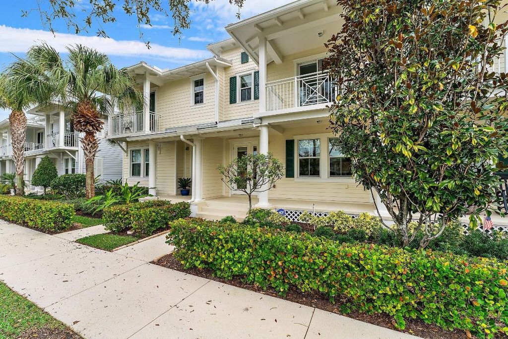 Photo of 3273 E Mallory Boulevard, Jupiter, FL 33458 (MLS # R10948761)