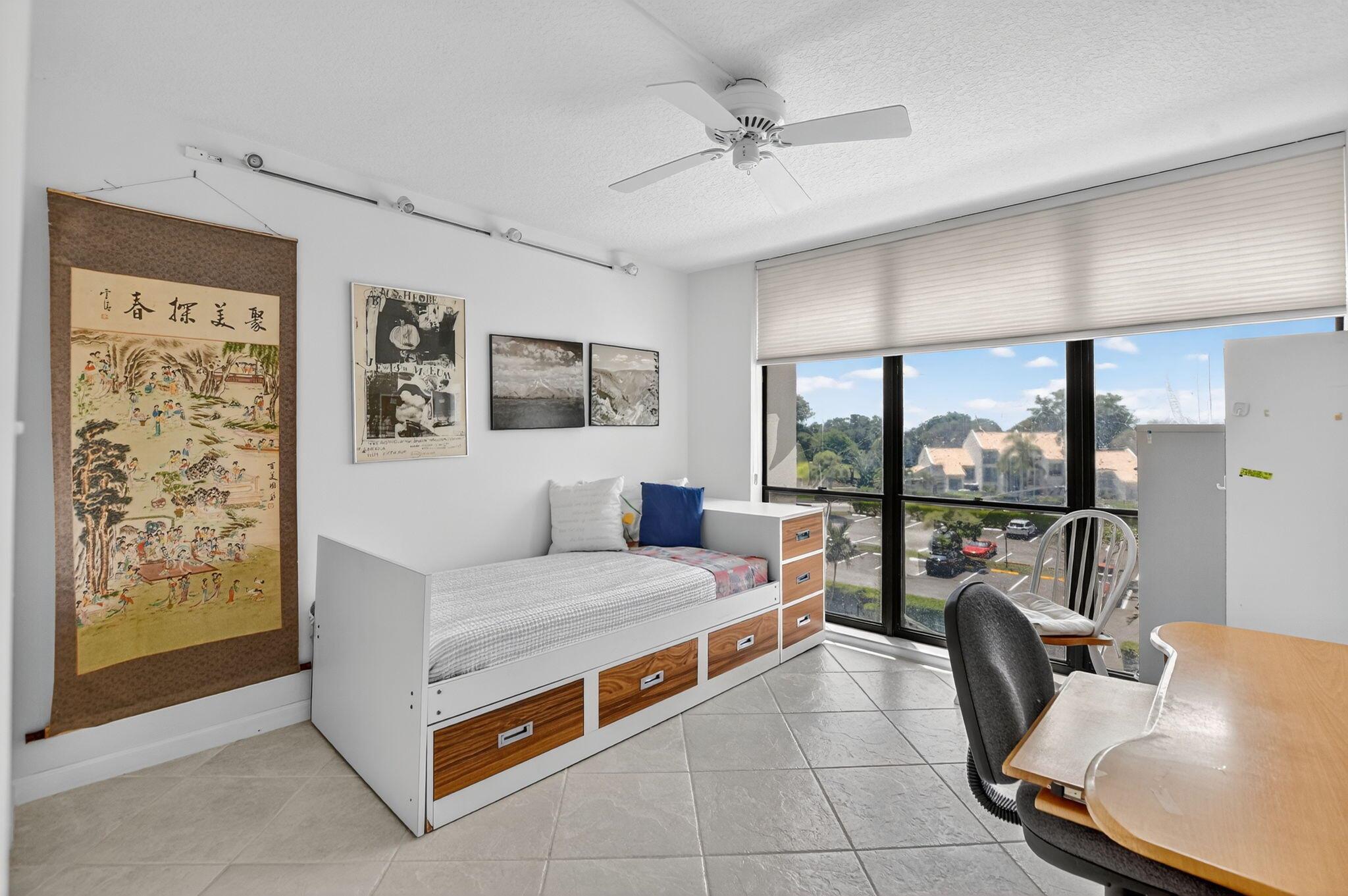 1844 Bridgewood Drive, Boca Raton, FL, 33434/$175,000 3 1844 Bridgewood Drive