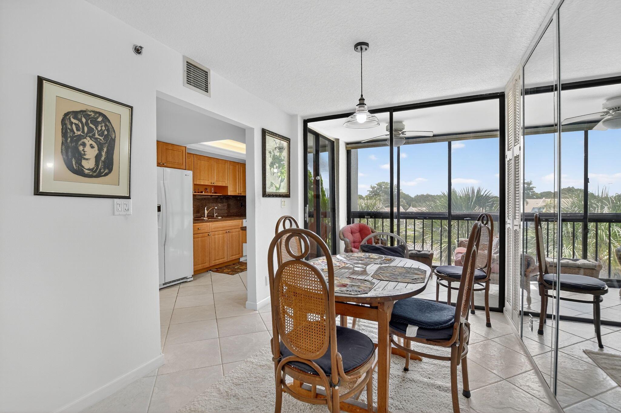 1844 Bridgewood Drive, Boca Raton, FL, 33434/$175,000 1 1844 Bridgewood Drive