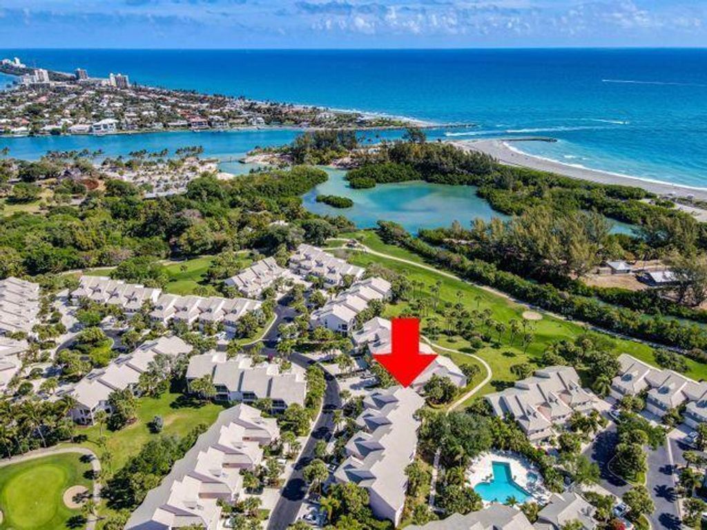 Photo of 3302 Fairway Drive N, Jupiter, FL 33477 (MLS # R10736993)