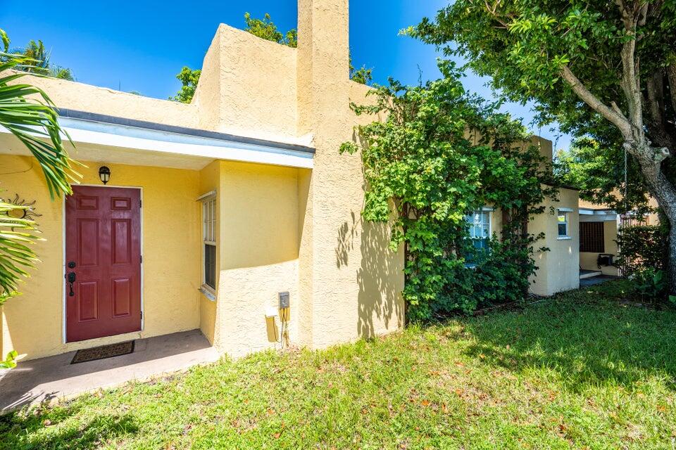 NORTH LAKE WORTH - Residential Income