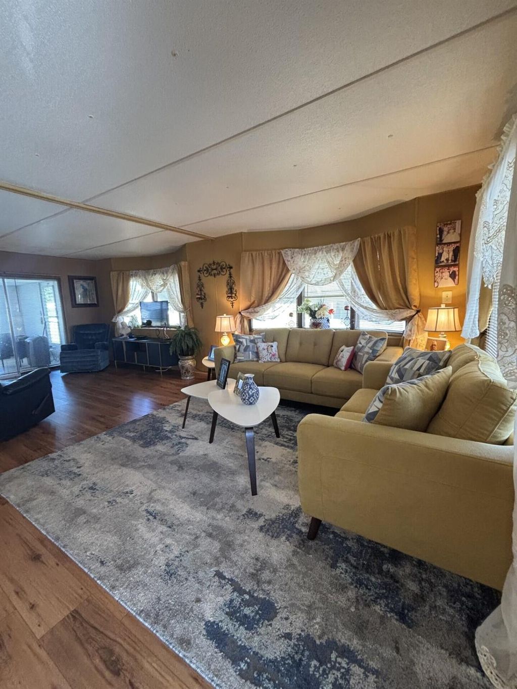 Photo of 21 Oro Grande Way, Port Saint Lucie, FL 34952 (MLS # R11141315)