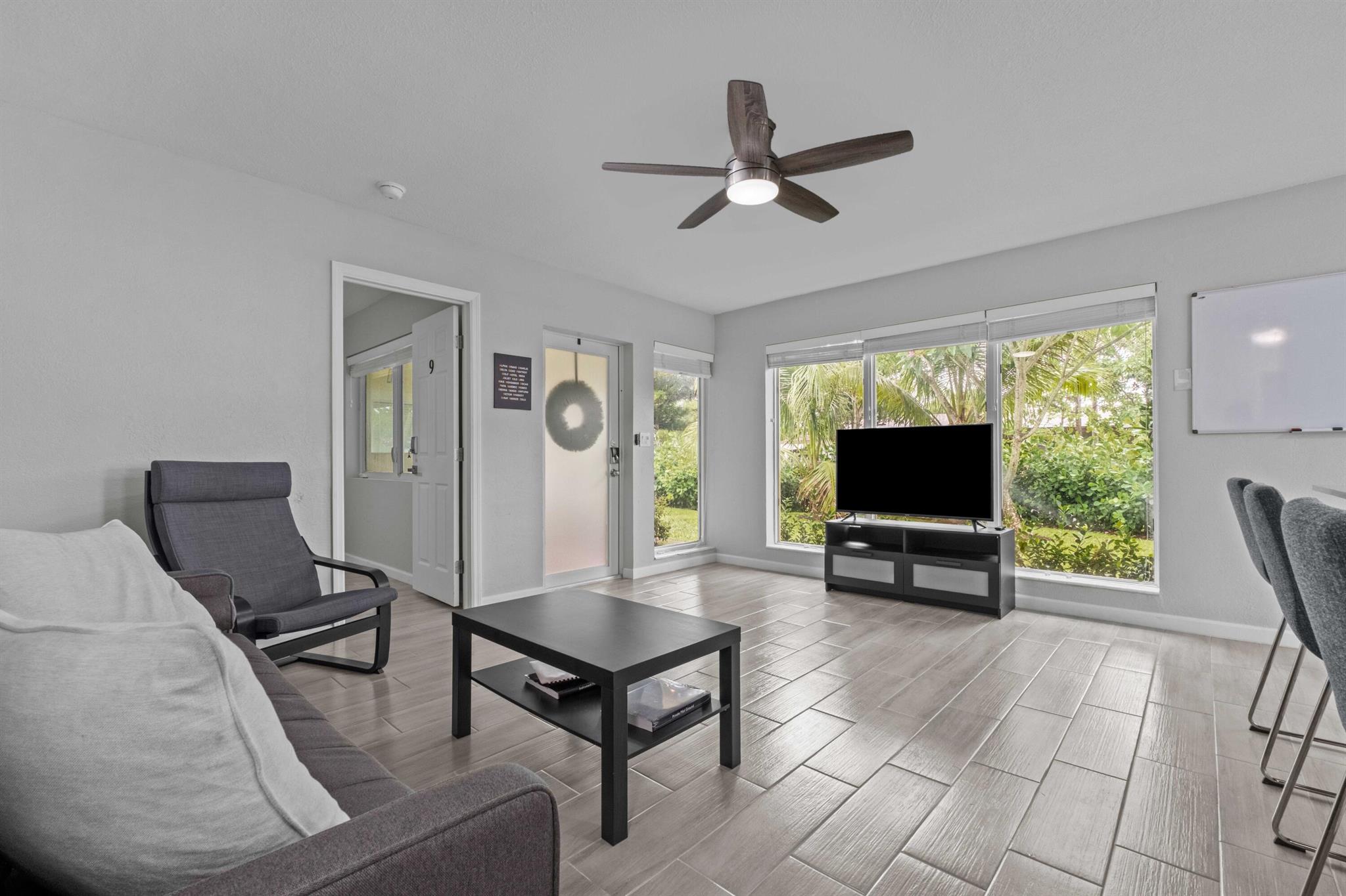 1007 NE 9 Court