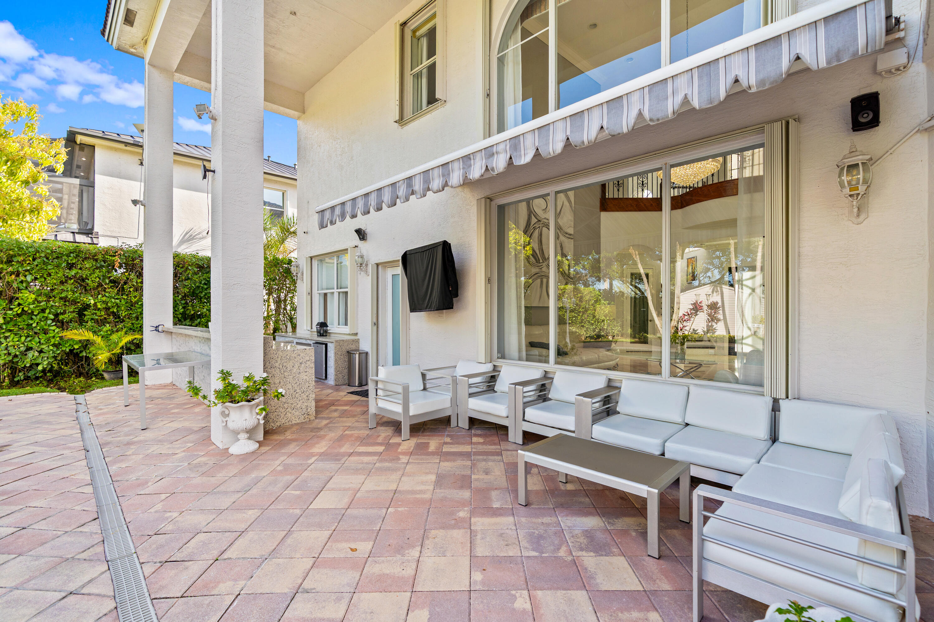 SUNSET LAKES PLAT THREE - Residential