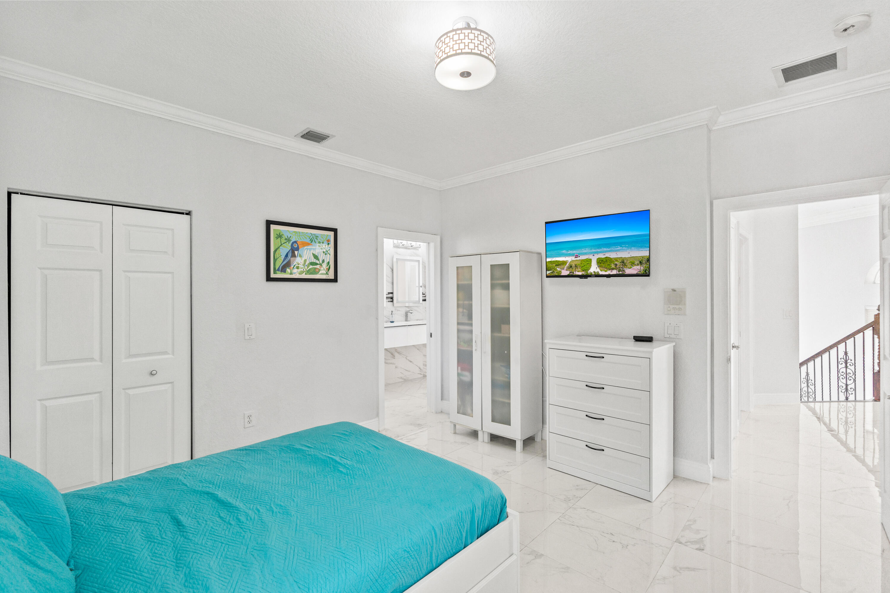 SUNSET LAKES PLAT THREE - Residential