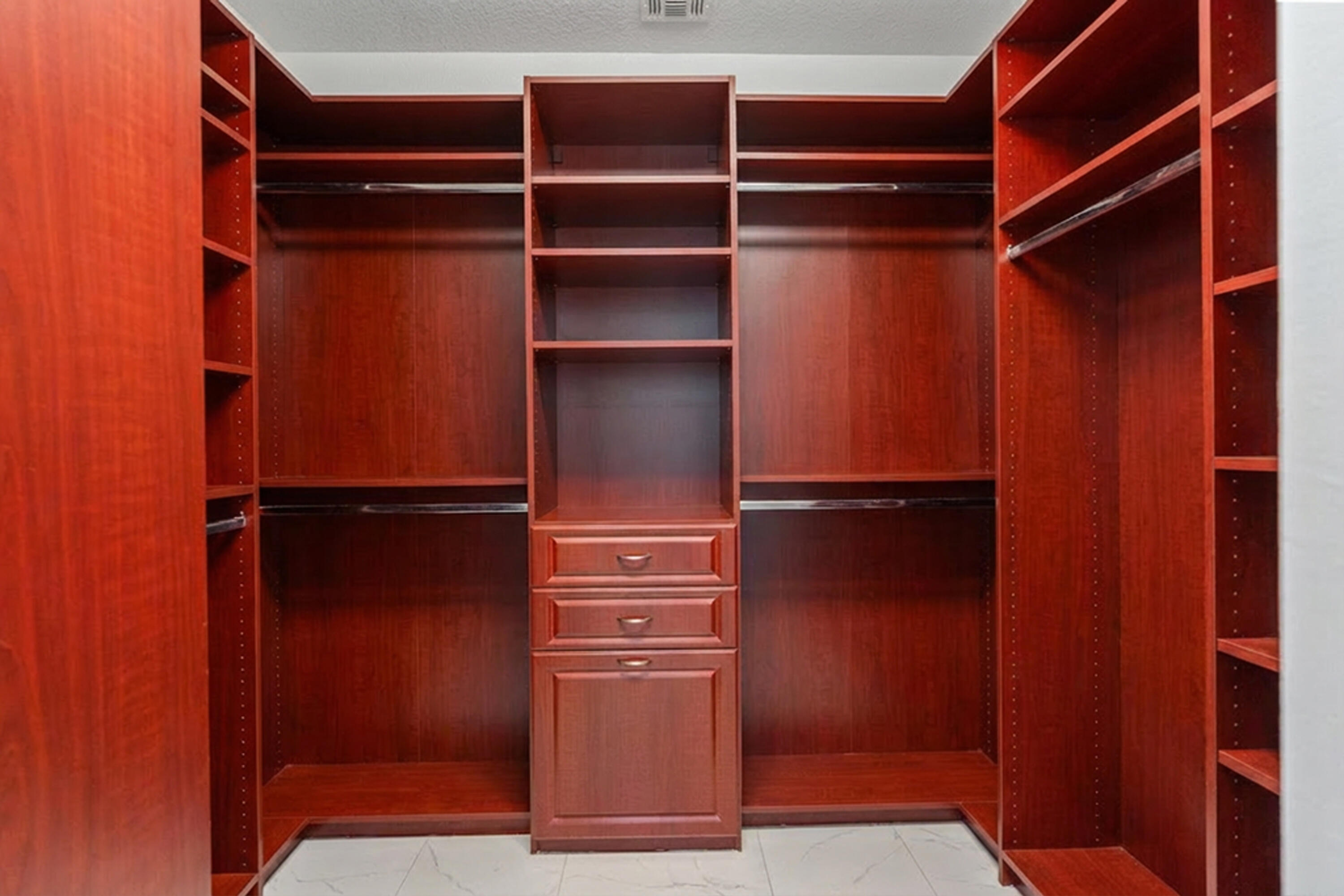 SUNSET LAKES PLAT THREE - Residential