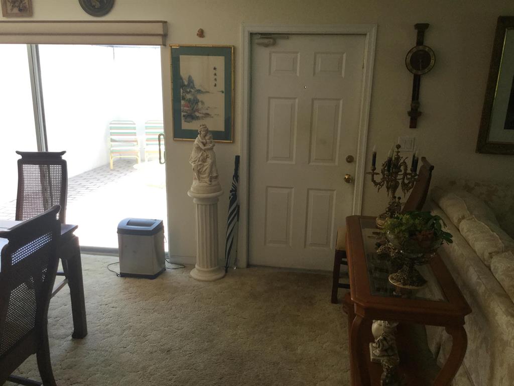 LIMETREE CONDO - Residential