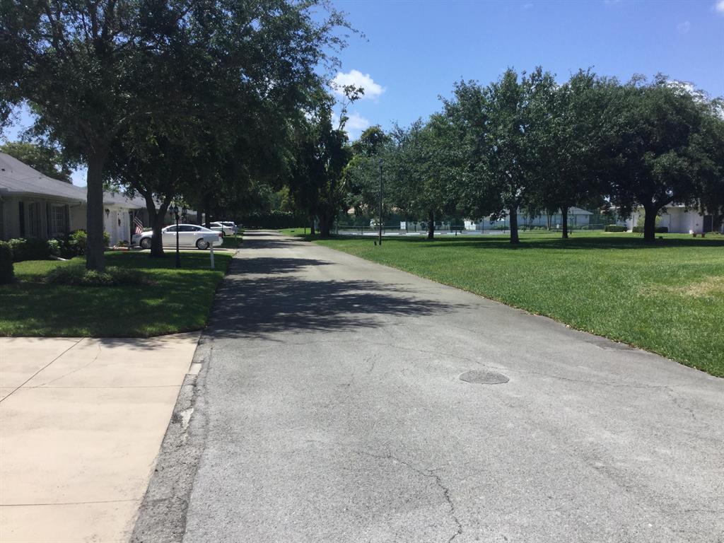 LIMETREE CONDO - Residential