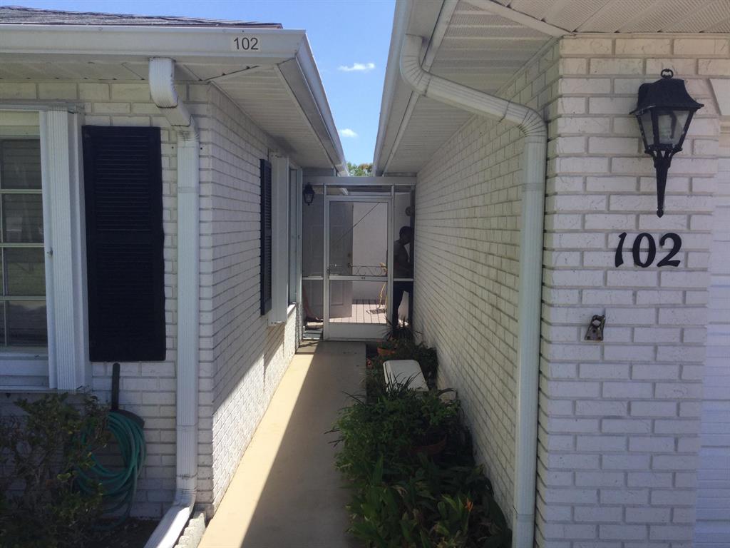 LIMETREE CONDO - Residential