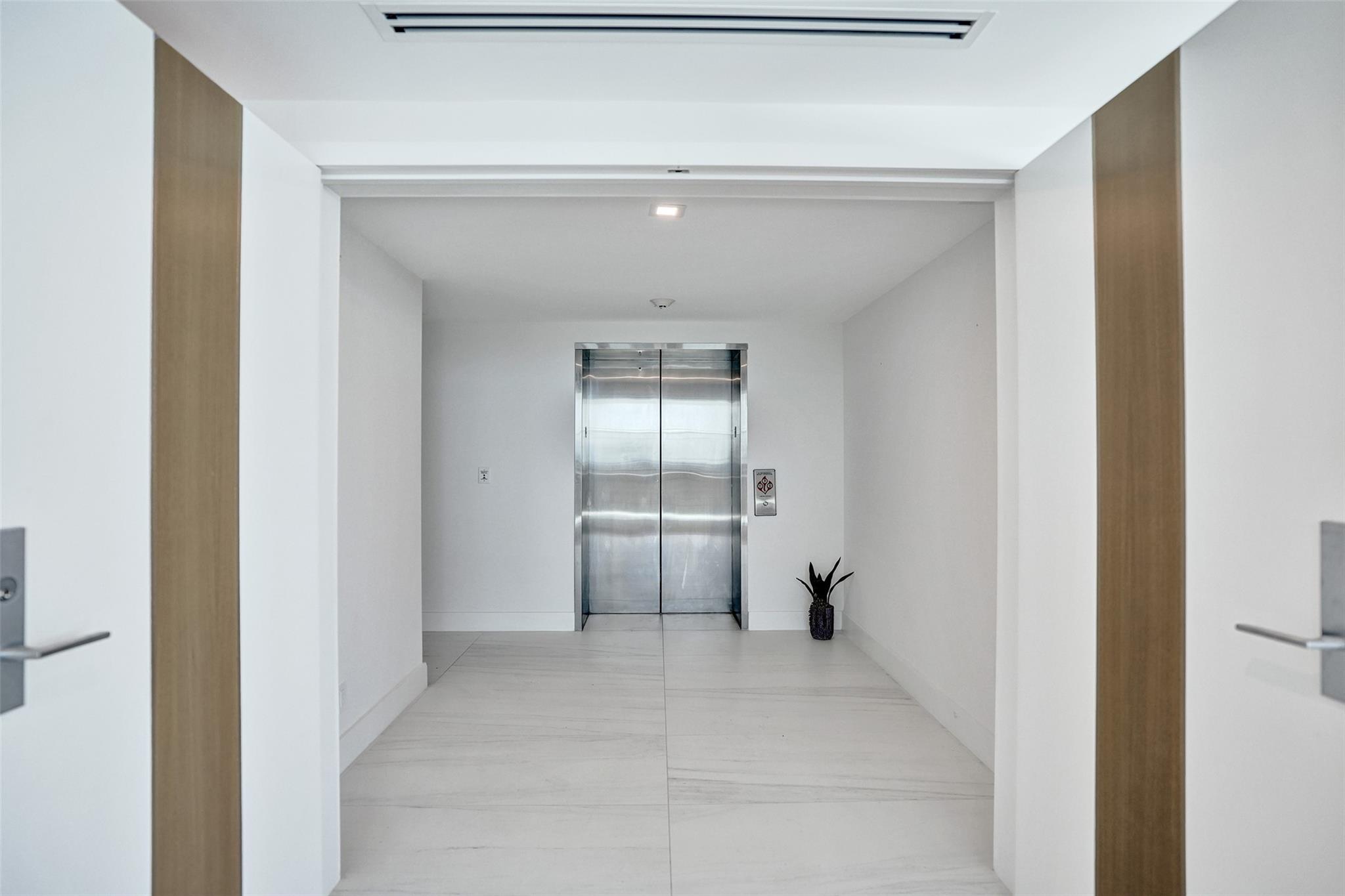 Paramount Ft Lauderdale C - Residential Lease