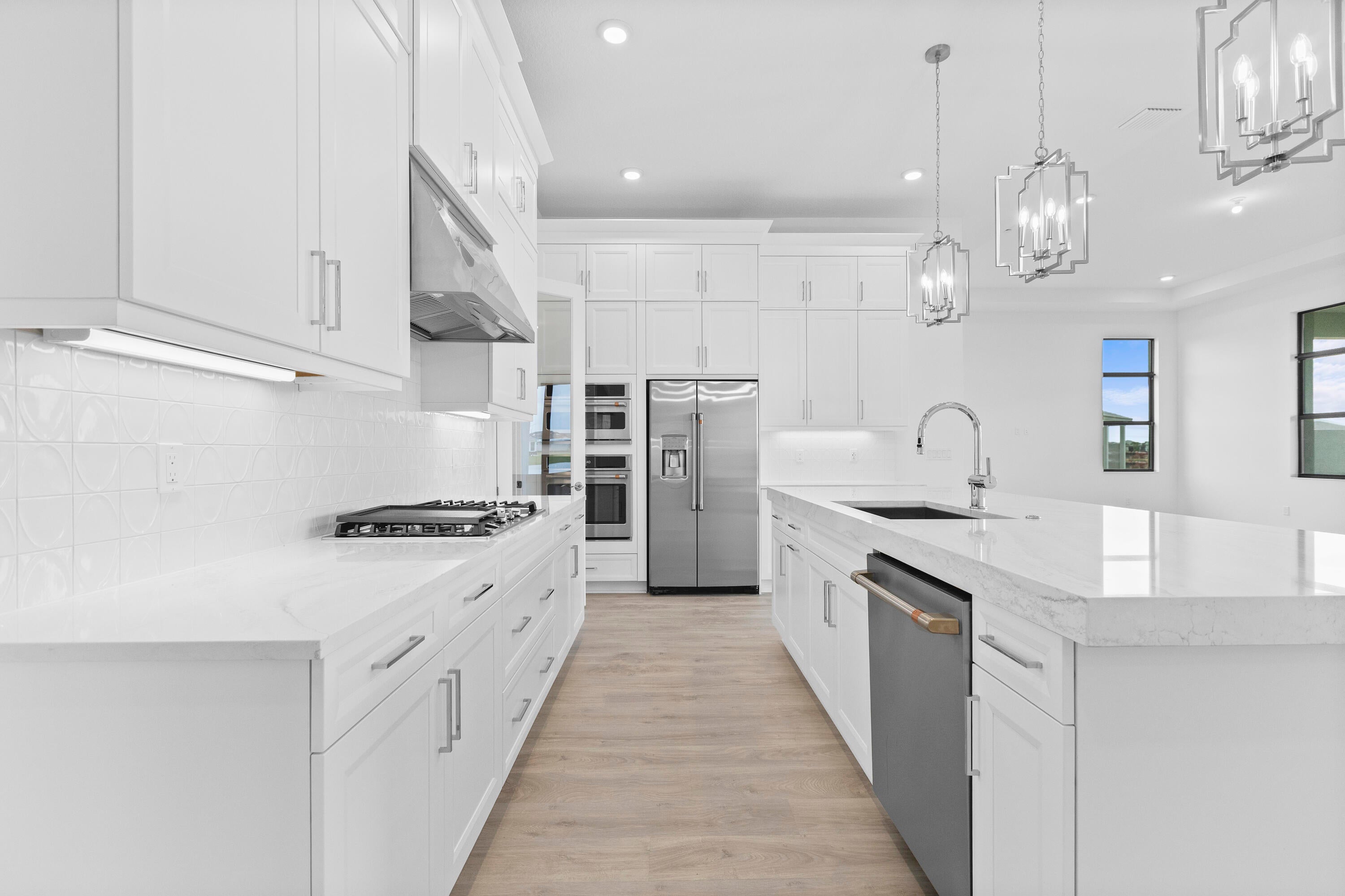 Properties 5080 Rivo Alto Circle