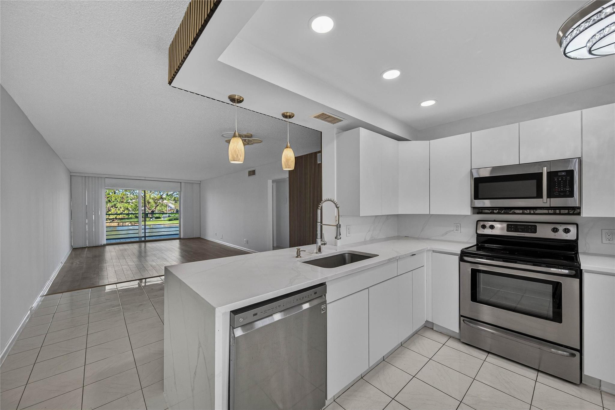 4301 Martinique Circle H2