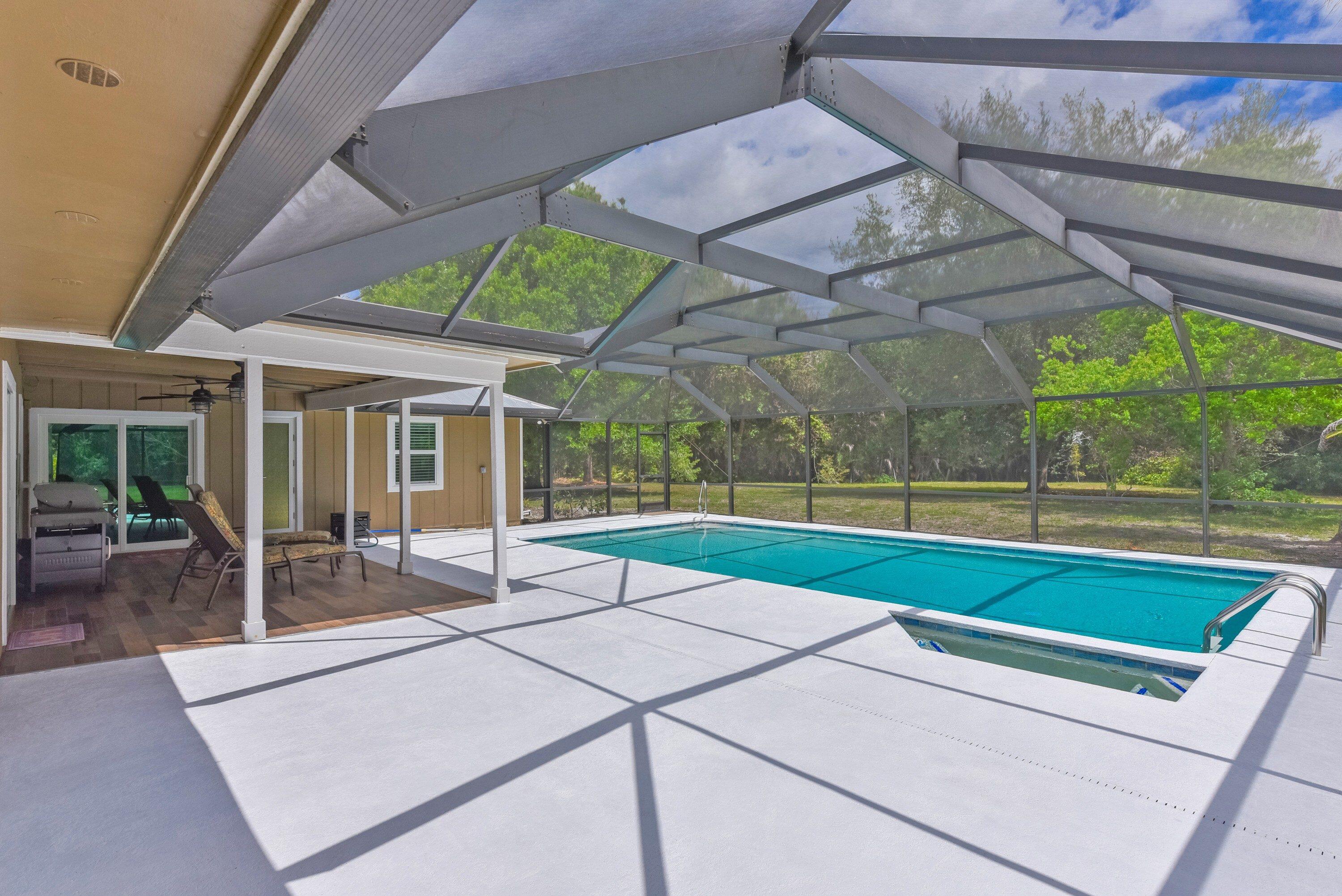 TROPICAL ESTATES SEC 4 - Residential