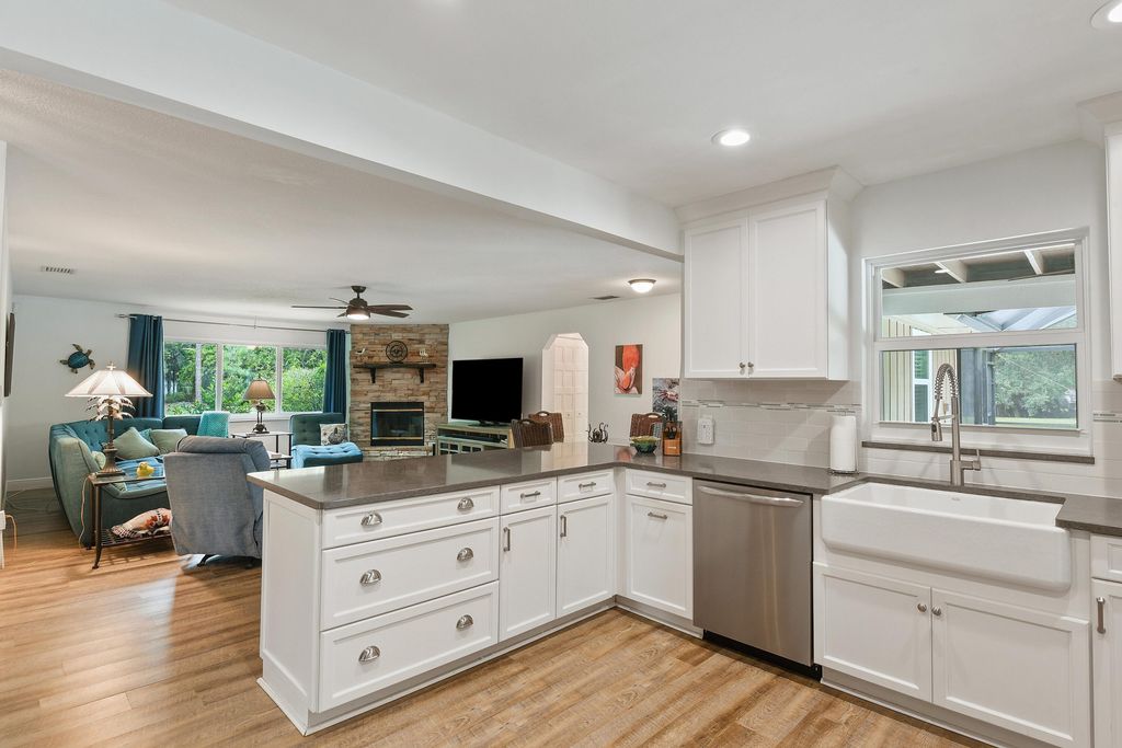 Photo of 2094 SW Pitts Terrace, Stuart, FL 34997 (MLS # B26020485)