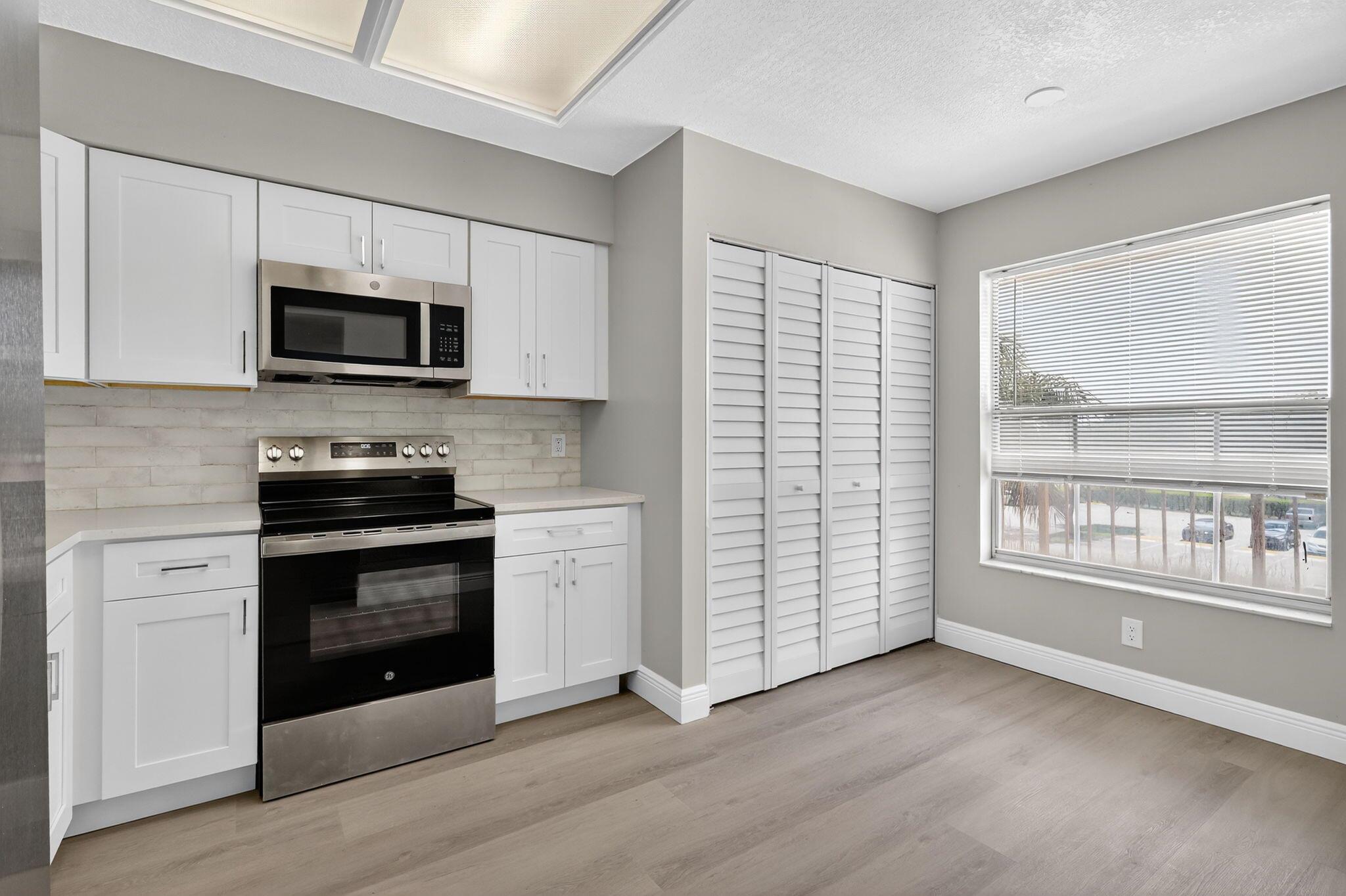 Village of Oriole Bonaire - Residential Lease