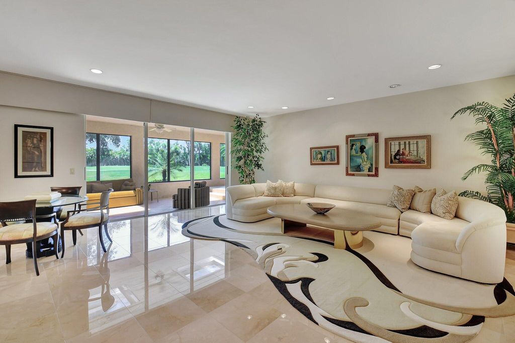 Photo of 44 Hampshire Lane, Boynton Beach, FL 33436 (MLS # R10983202)