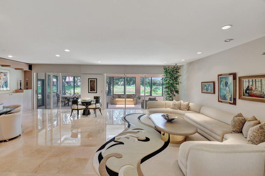 Photo of 44 Hampshire Lane, Boynton Beach, FL 33436 (MLS # R10983202)