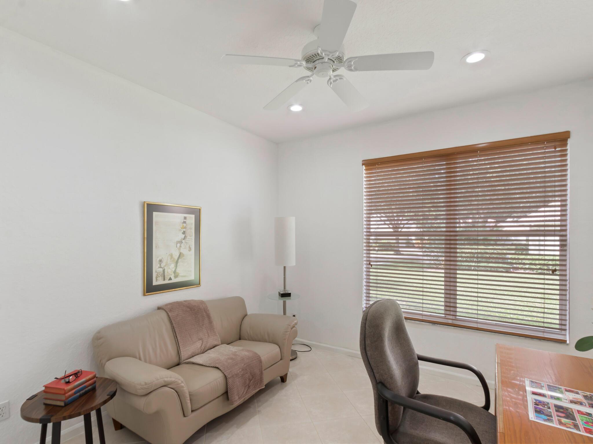 VALENCIA ISLES 2 - Residential