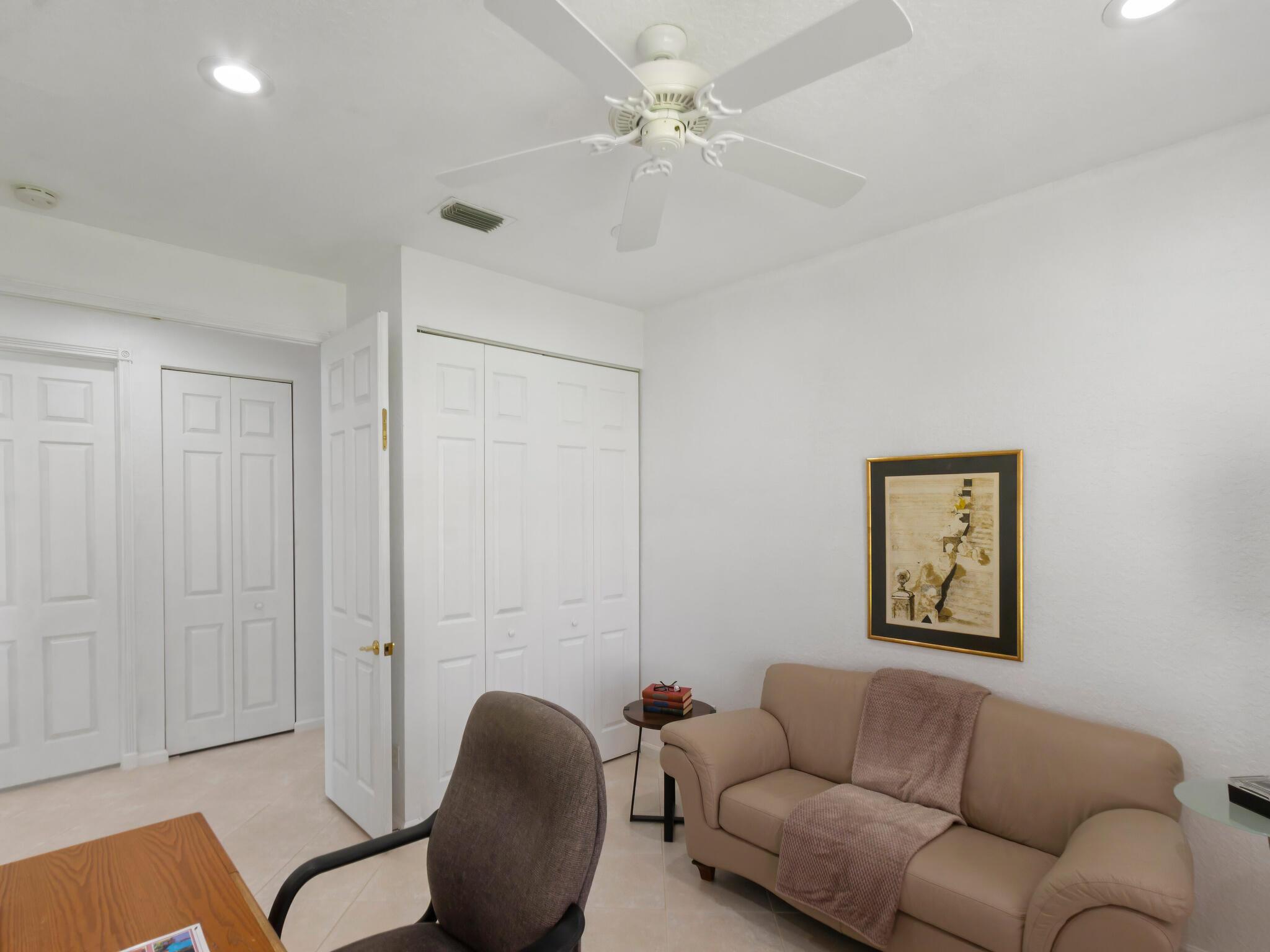 VALENCIA ISLES 2 - Residential