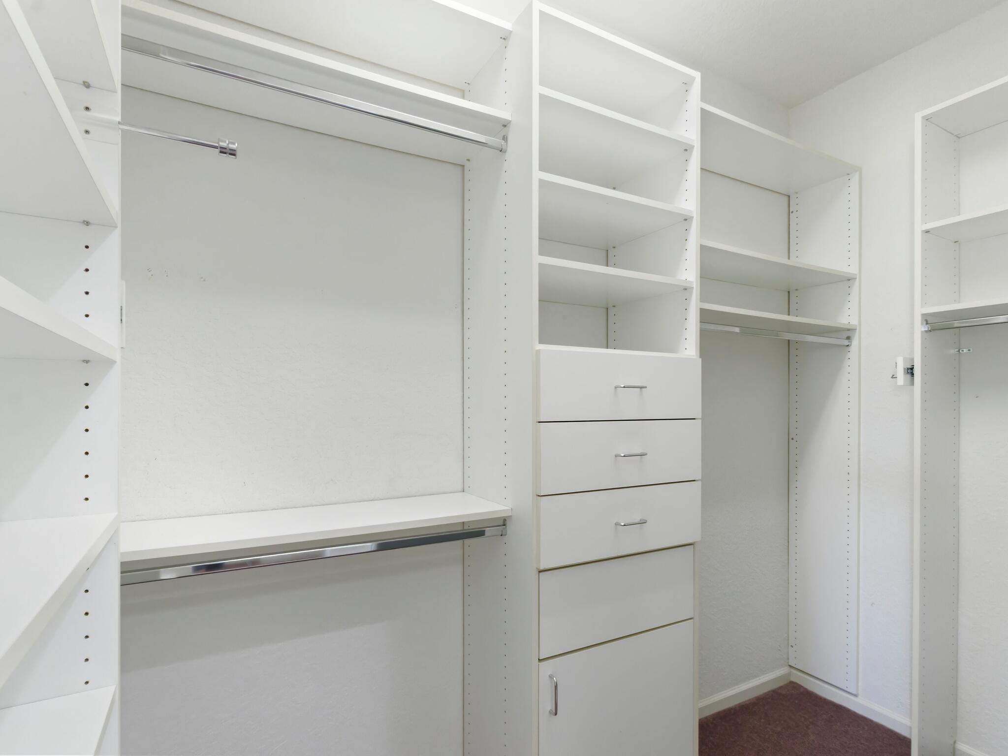 VALENCIA ISLES 2 - Residential