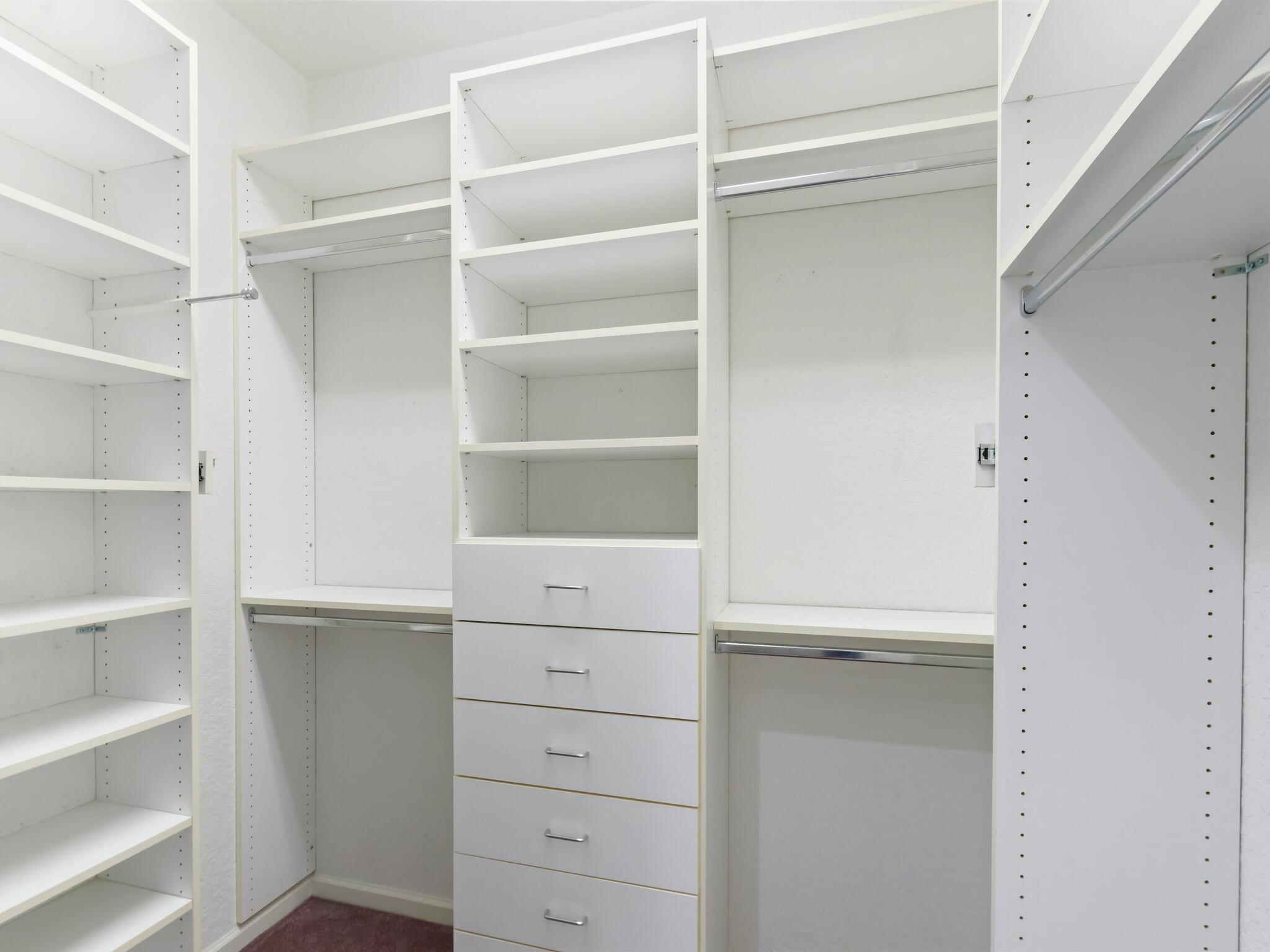 VALENCIA ISLES 2 - Residential