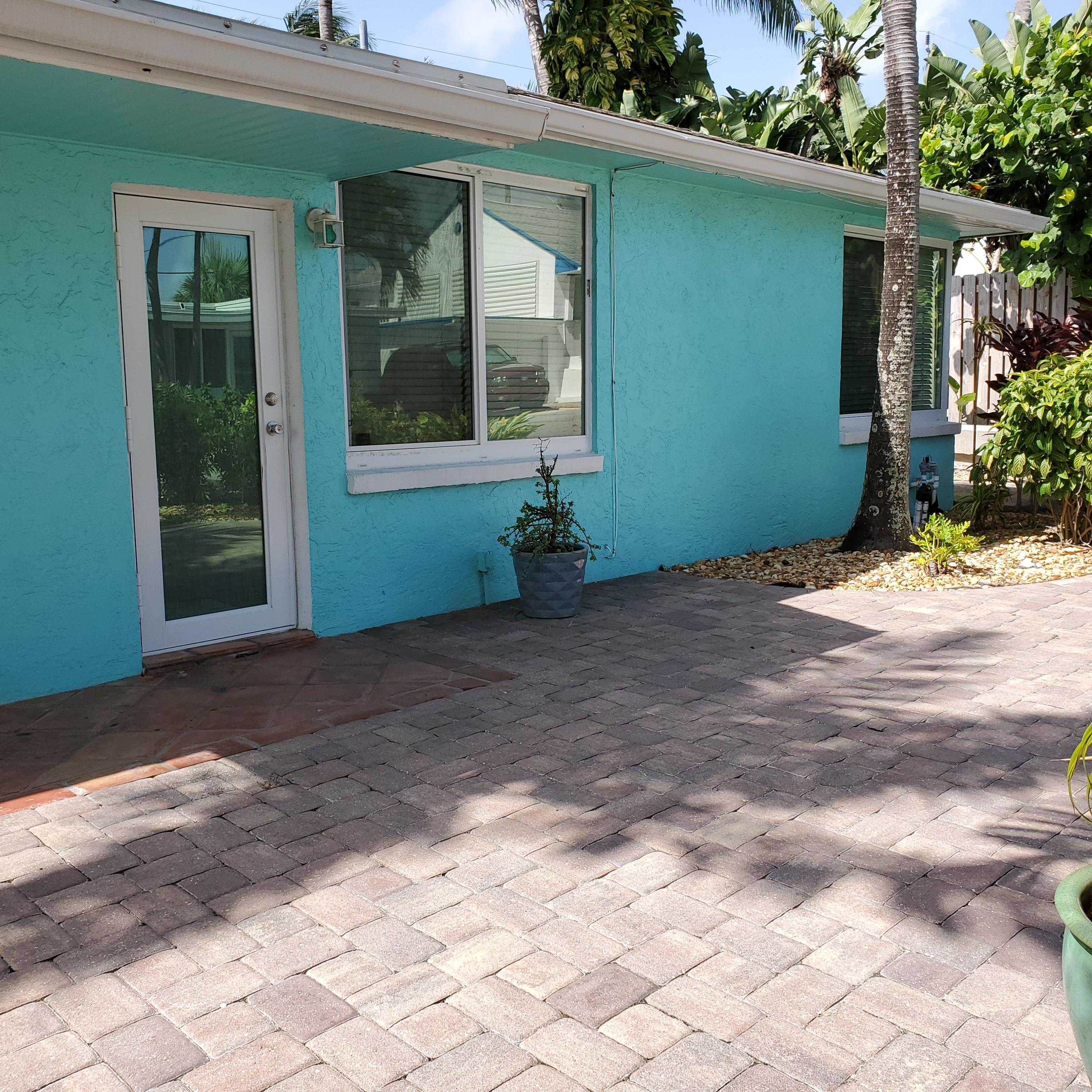 Located a block from the beach - Residential Lease