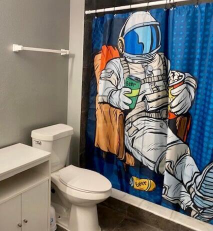 VILLAS AT LAKESIDE A COND - Residential