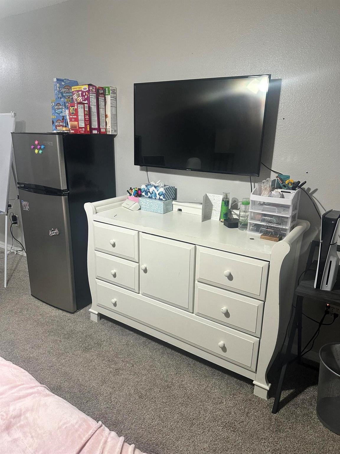 VILLAS AT LAKESIDE A COND - Residential