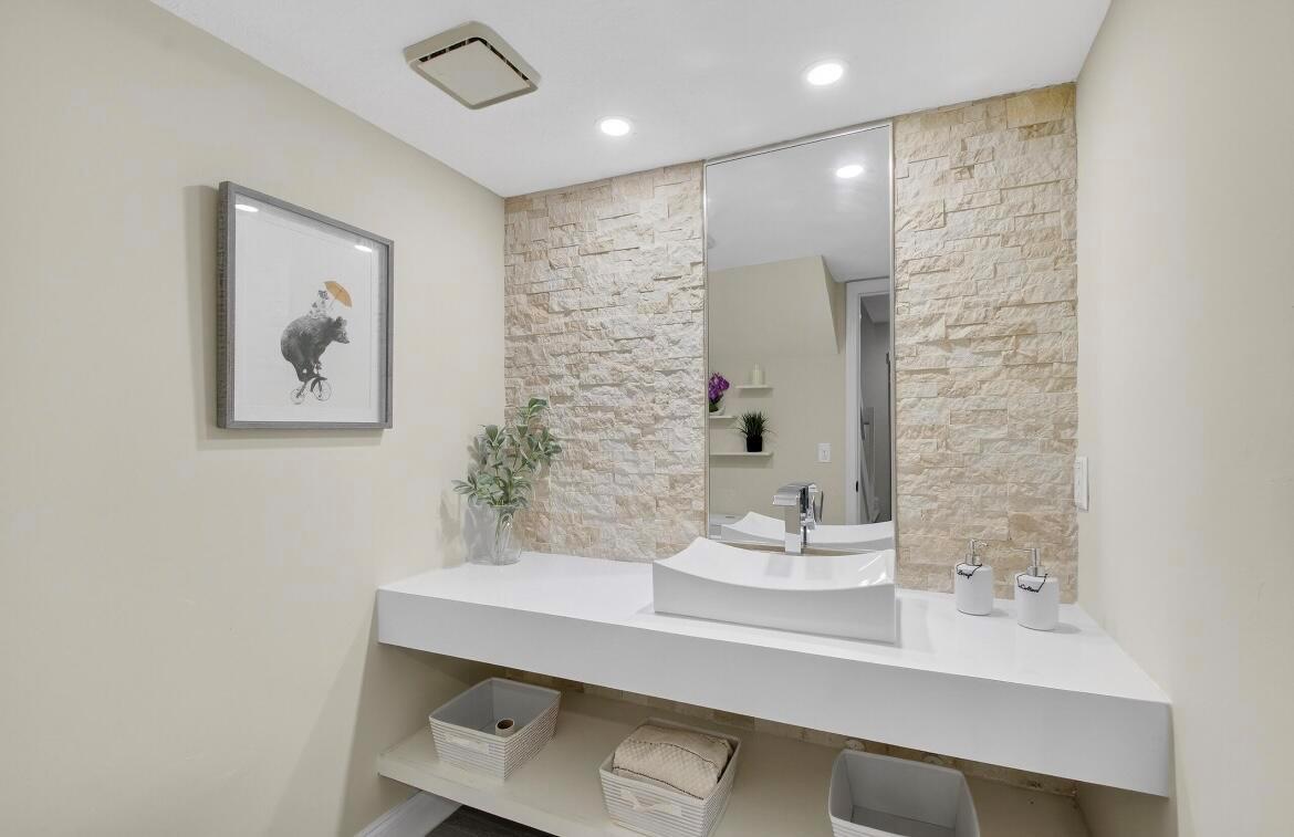 JOGGERS RUN - Residential Lease