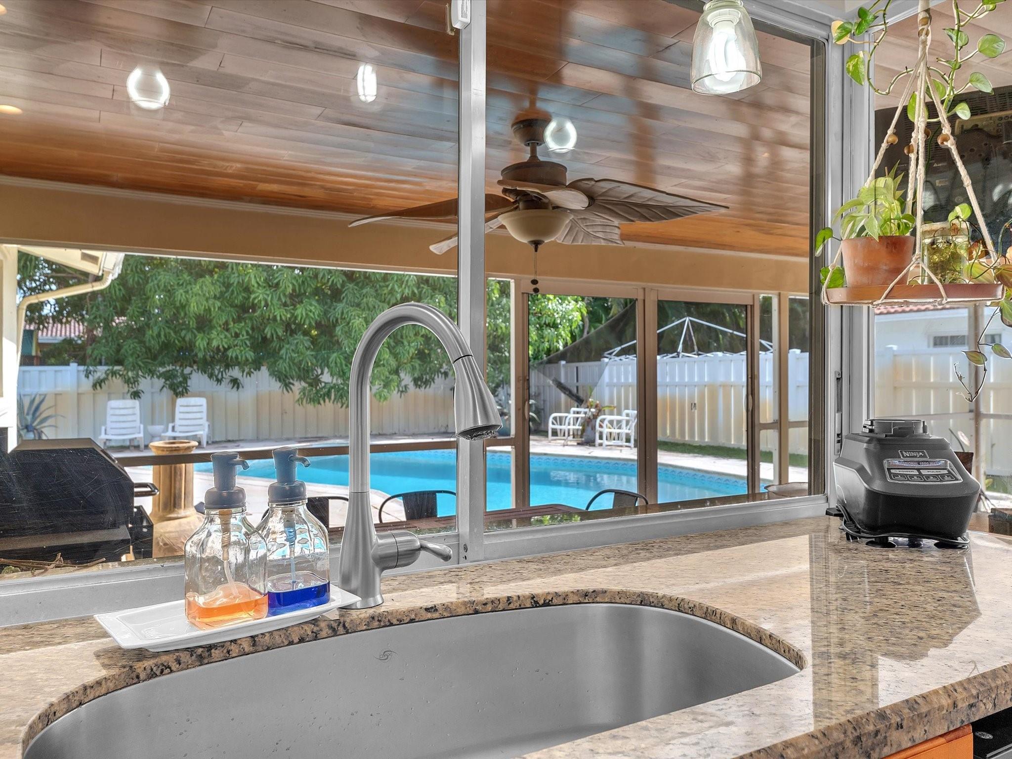 CASTLEWOOD - Residential Lease