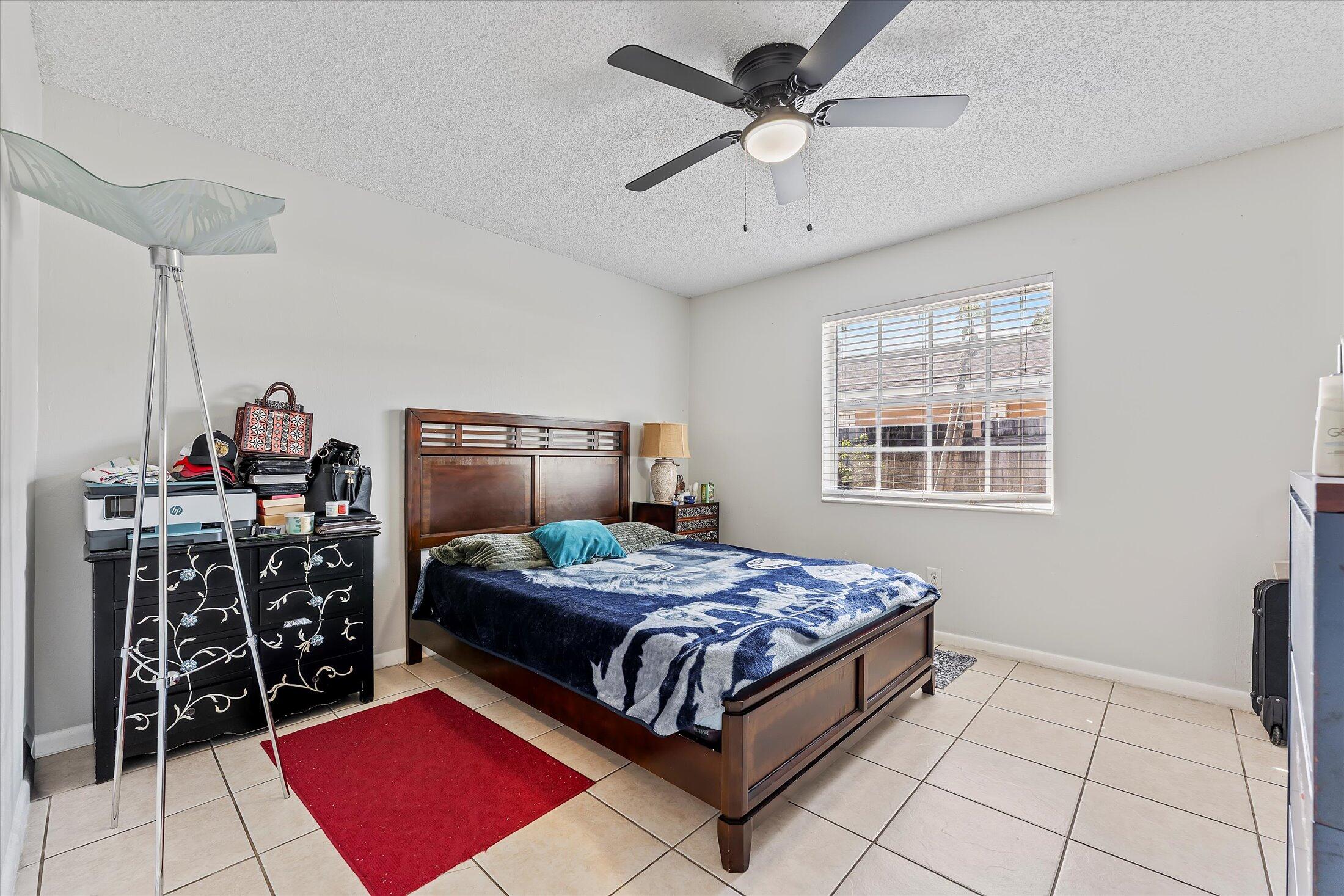 View photos, virtual tours, details... 1012 Green Street