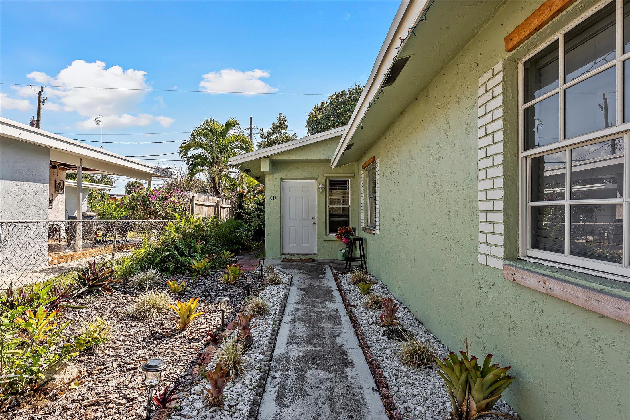 BUNKER HILL ADD 2 TO WPB - Residential Income