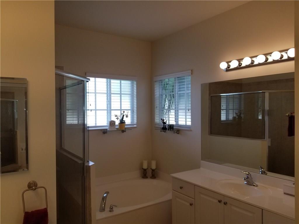 Isles of Oakland Park - Residential