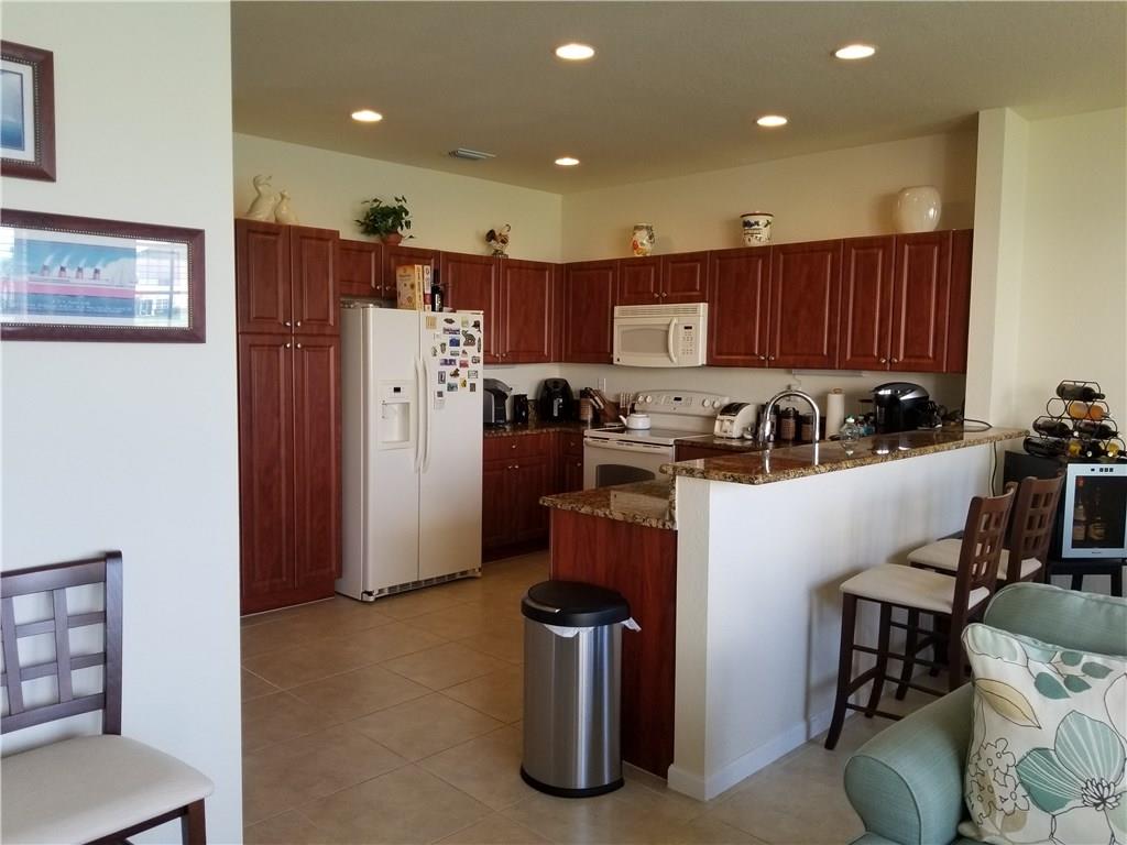 Isles of Oakland Park - Residential