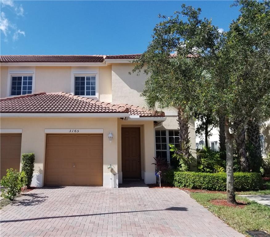 Isles of Oakland Park - Residential