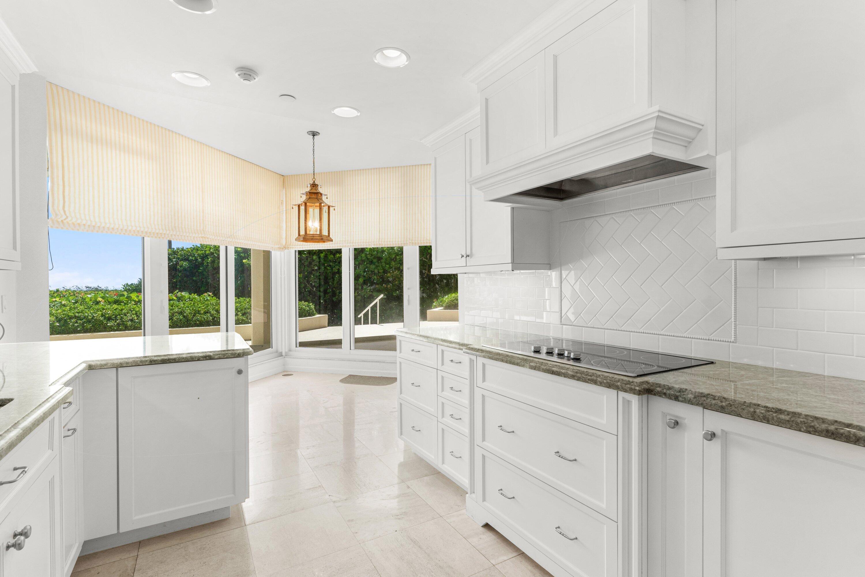 3001 SE Island Point Lane 14