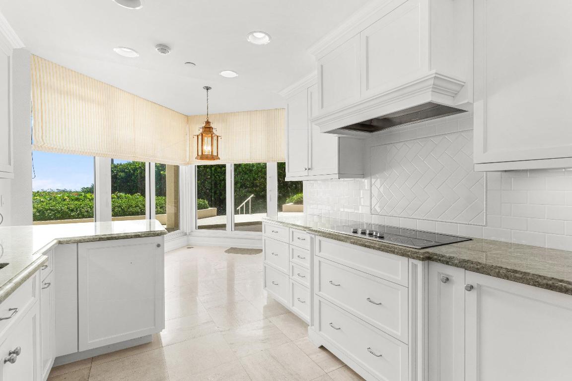 3001 Island Point Lane 14