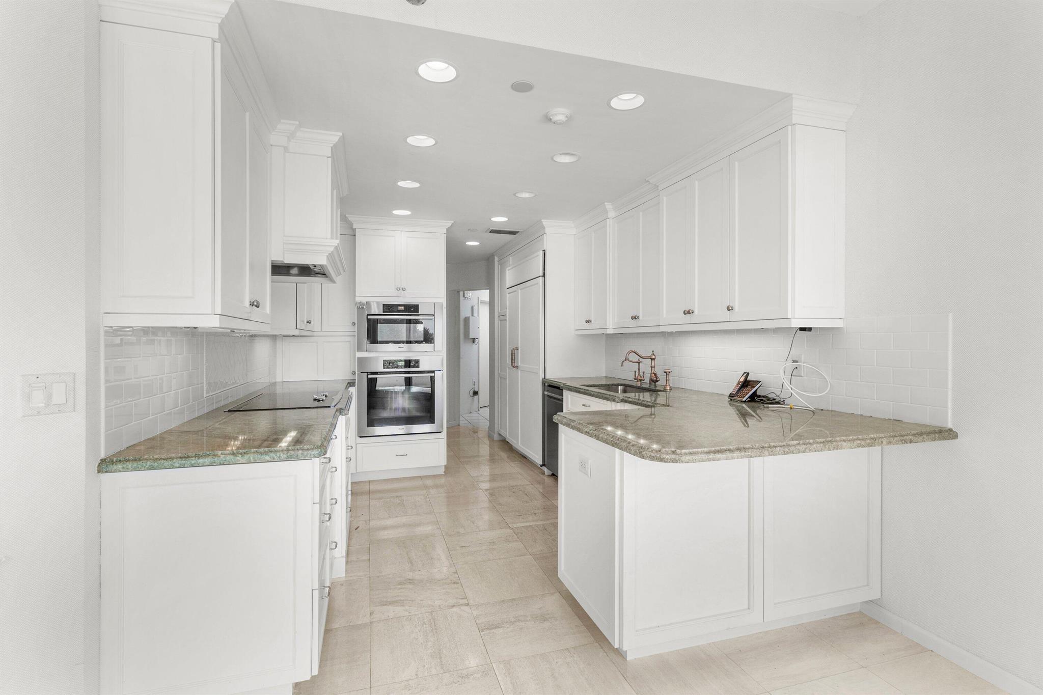 Sailfish Point - Residential