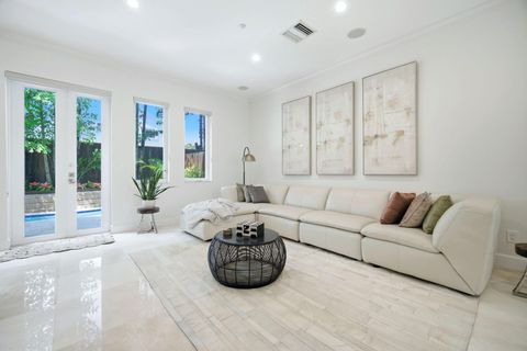 Tiny photo for 1705 NE 5th Street, Fort Lauderdale, FL 33301 (MLS # B26014118)