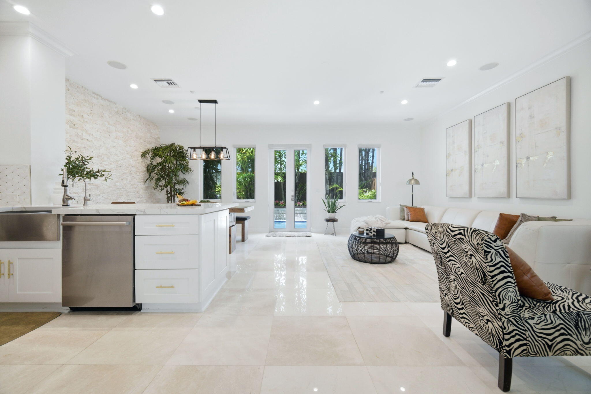 VICTORIA PARK CORR AMEN PLAT - Residential