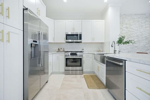 Tiny photo for 1705 NE 5th Street, Fort Lauderdale, FL 33301 (MLS # B26014118)