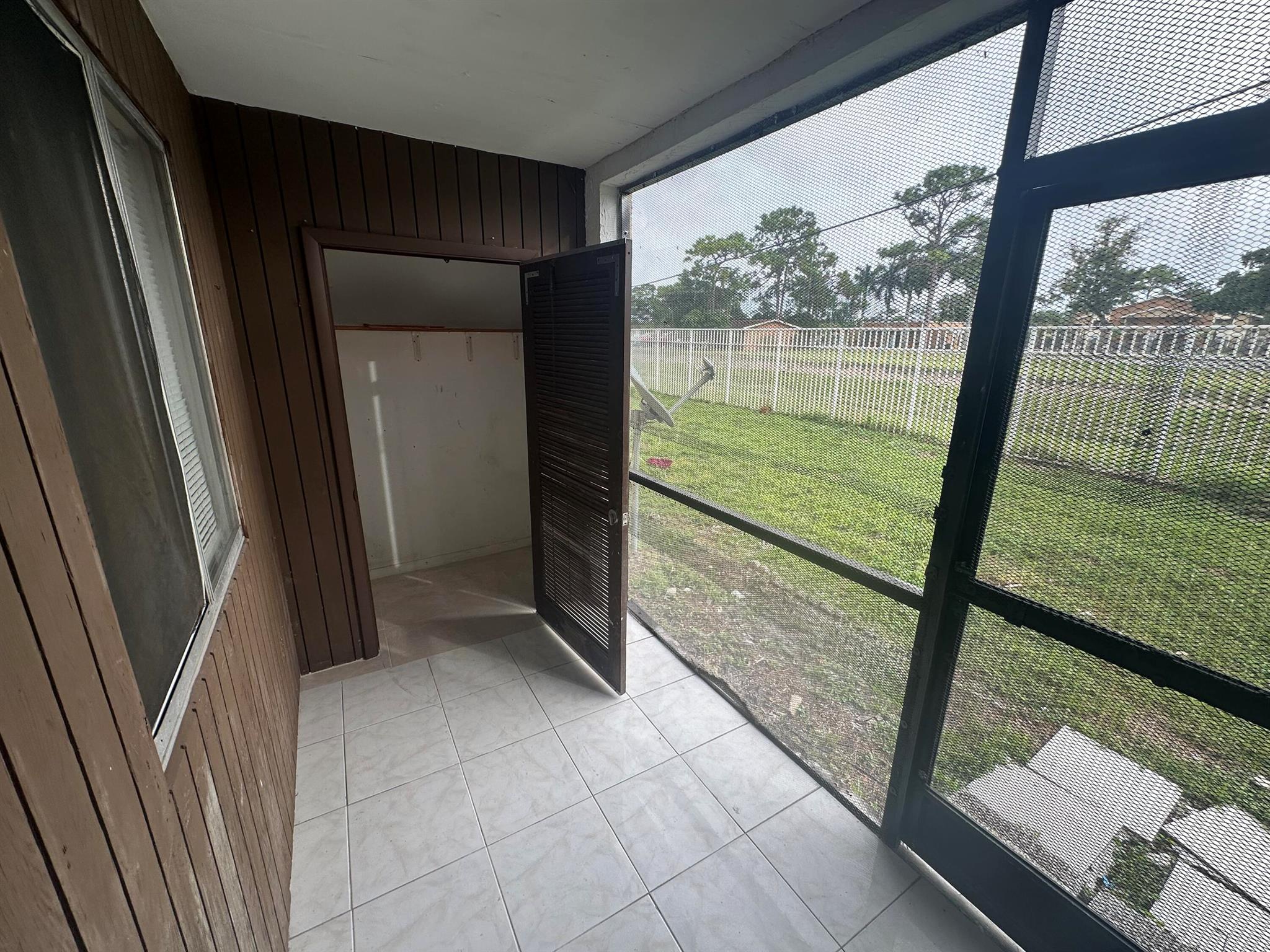 FOREST HILL GARDENS CONDO - Residential Lease