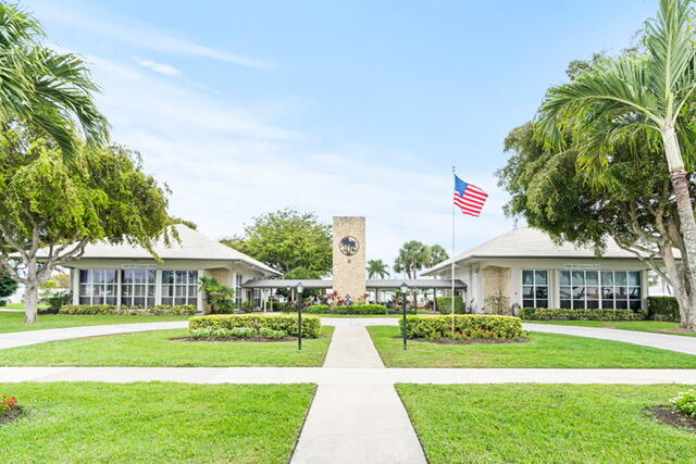 PALM BEACH LEISUREVILLE SEC 7 - Residential