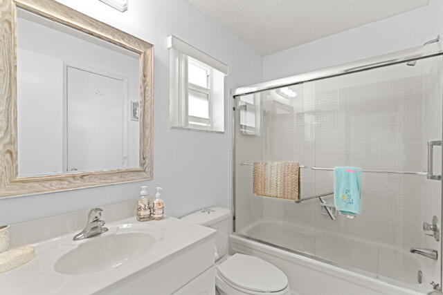 PALM BEACH LEISUREVILLE SEC 7 - Residential